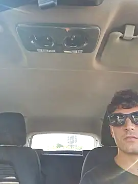 Snapshot of Thelouniost334___ chatting on 09-18-25, 09:11 Thelouniost334 online show from 09-18-25, 09:11