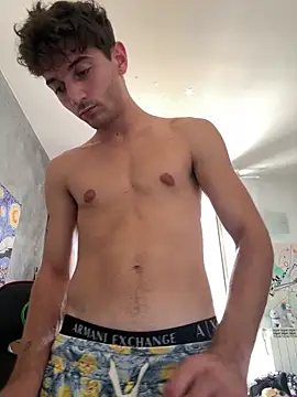 Snapshot of Thelouniost334___ chatting on 09-21-25, 01:46 Thelouniost334 online show from 09-21-25, 01:46