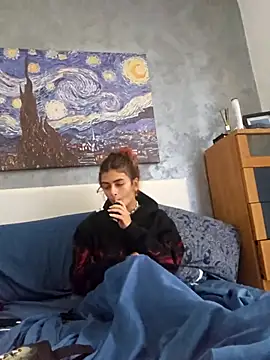 Snapshot of Thelouniost334___ chatting on 09-24-25, 08:17 Thelouniost334 online show from 09-24-25, 08:17