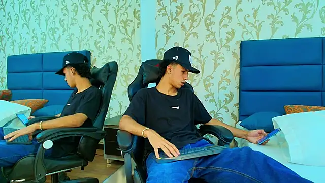 Snapshot of Marcus_Jeron chatting on 09-16-25, 09:49 Marcus Jeron online show from 09-16-25, 09:49