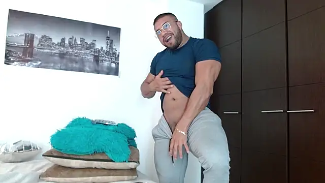 AntonyDAngelo25 online show from 10-06-25, 09:23