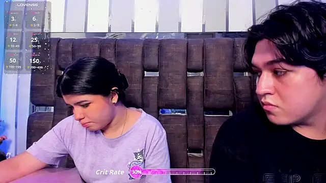 Snapshot of EmilyANDrew_ chatting on 10-14-25, 04:57 EmilyANDrew online show from 10-14-25, 04:57