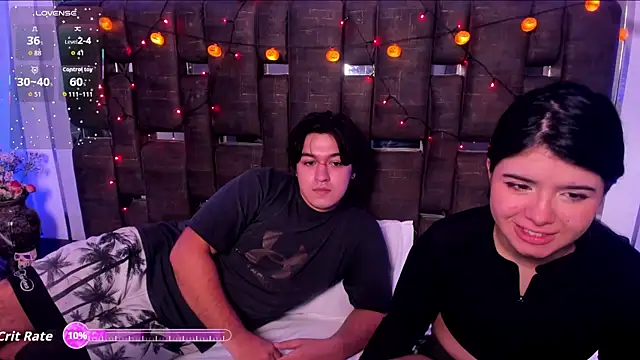 Snapshot of EmilyANDrew_ chatting on 10-16-25, 04:46 EmilyANDrew online show from 10-16-25, 04:46