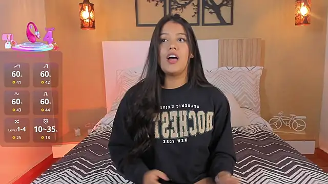 Snapshot of Camila_Bustamante chatting on 09-08-25, 03:11 Camila Bustamante online show from 09-08-25, 03:11