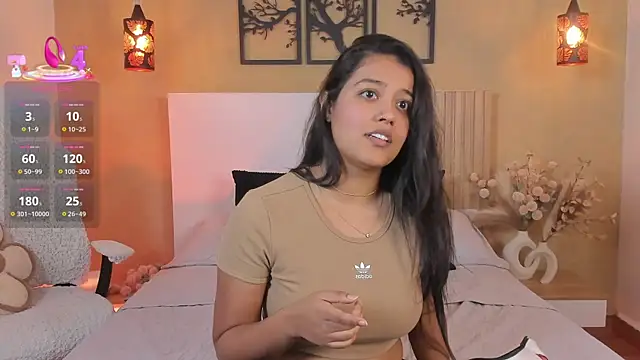 Camila Bustamante online show from 11-10-25, 03:22