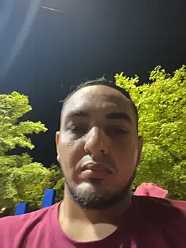 Snapshot of Alejand276765 chatting on 10-09-25, 12:52 Alejand276765 online show from 10-09-25, 12:52