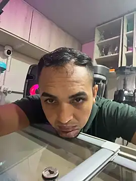 Snapshot of Alejand276765 chatting on 10-20-25, 10:32 Alejand276765 online show from 10-20-25, 10:32