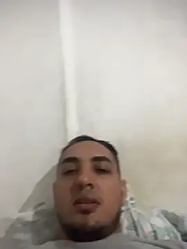 Snapshot of Alejand276765 chatting on 10-22-25, 10:53 Alejand276765 online show from 10-22-25, 10:53