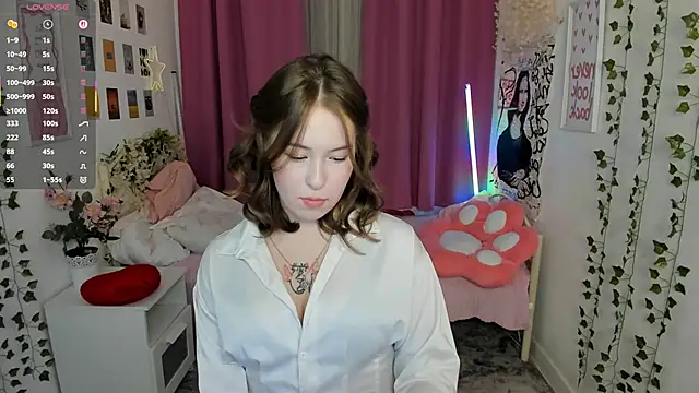 LanaRoselle online show from 03-06-26, 09:33