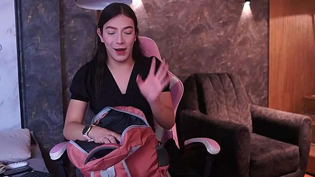 Ariaa Isabell online show from 01-16-26, 06:23