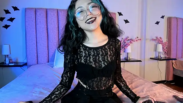 TerumiKitty online show from 11-17-25, 08:36