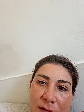 Snapshot of KatyPerra2 chatting on 04-08-26, 08:09 KatyPerra2 online show from 04-08-26, 08:09