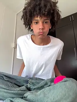 Max Rain online show from 09-17-25, 08:10