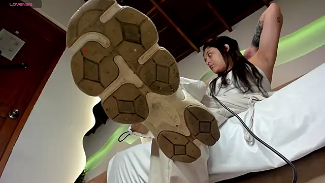 Snapshot of Ammberly__Adam23 chatting on 09-28-25, 03:17 Ammberly Adam23 online show from 09-28-25, 03:17