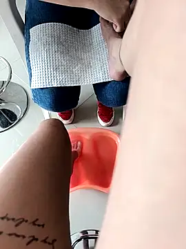 Snapshot of Ammberly__Adam23 chatting on 11-23-25, 07:24 Ammberly Adam23 online show from 11-23-25, 07:24