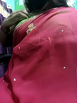 Snapshot of Bhanu-Sharma chatting on 09-11-25, 04:12 Bhanu-Sharma online show from 09-11-25, 04:12