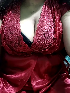 Snapshot of Bhanu-Sharma chatting on 10-09-25, 03:15 Bhanu-Sharma online show from 10-09-25, 03:15