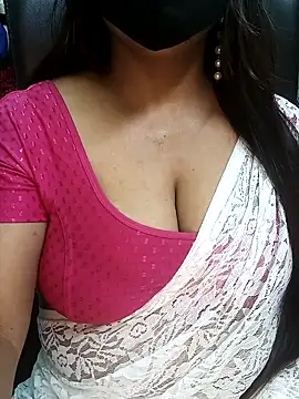 Snapshot of Bhanu-Sharma chatting on 11-21-25, 06:01 Bhanu-Sharma online show from 11-21-25, 06:01