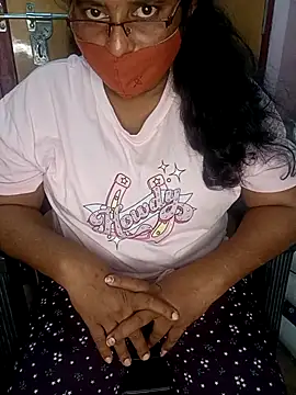 Snapshot of Jessi_25 chatting on 10-19-25, 05:02 Jessi 25 online show from 10-19-25, 05:02