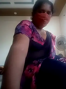 Snapshot of Jessi_25 chatting on 11-02-25, 02:14 Jessi 25 online show from 11-02-25, 02:14