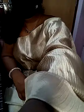 Jessi 25 online show from 04-29-26, 06:25