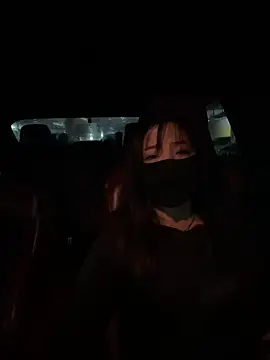 xiao-mo520 online show from 10-21-25, 09:21