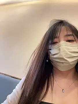 xiao-mo520 online show from 04-19-26, 09:41