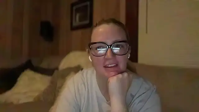 Snapshot of PefectNipz chatting on 09-17-25, 03:41 PefectNipz online show from 09-17-25, 03:41