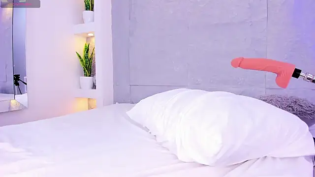 LovelyEyesx online show from 04-27-26, 04:05