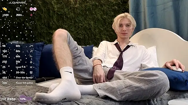 fiachand online show from 11-23-25, 08:19