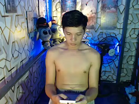 Snapshot of darryl_hugecok chatting on 11-23-25, 07:41 darryl hugecok online show from 11-23-25, 07:41