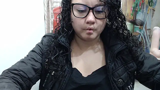 Snapshot of greeneyes_nurse chatting on 09-13-25, 03:17 greeneyes nurse online show from 09-13-25, 03:17