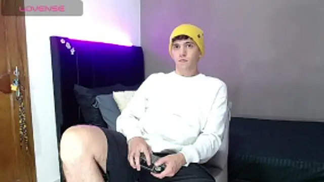 Matteo12  online show from 03-07-26, 02:41