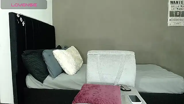 Matteo12  online show from 03-27-26, 02:39