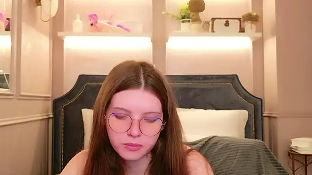 Gaby Essen online show from 02-04-26, 08:58