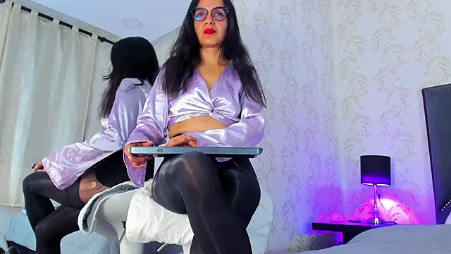 Snapshot of white_leti chatting on 11-22-25, 11:26 white leti online show from 11-22-25, 11:26