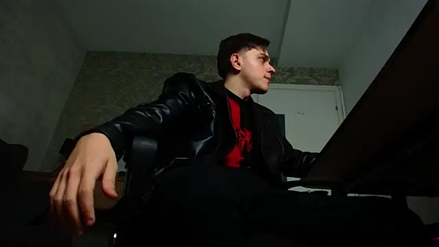 Snapshot of FelixStarkk chatting on 11-02-25, 04:59 FelixStarkk online show from 11-02-25, 04:59