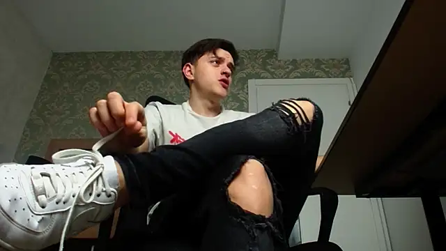 Snapshot of FelixStarkk chatting on 11-14-25, 05:39 FelixStarkk online show from 11-14-25, 05:39