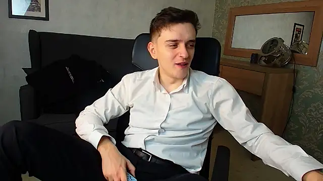 Snapshot of FelixStarkk chatting on 11-27-25, 04:58 FelixStarkk online show from 11-27-25, 04:58