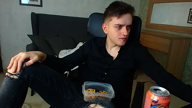 Snapshot of FelixStarkk chatting on 11-29-25, 05:10 FelixStarkk online show from 11-29-25, 05:10