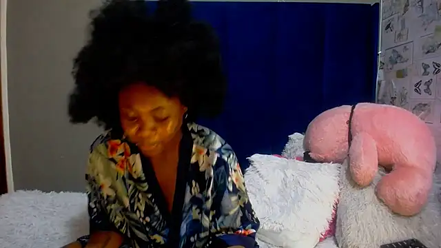 ItsMsBankss02 online show from 10-07-25, 12:13