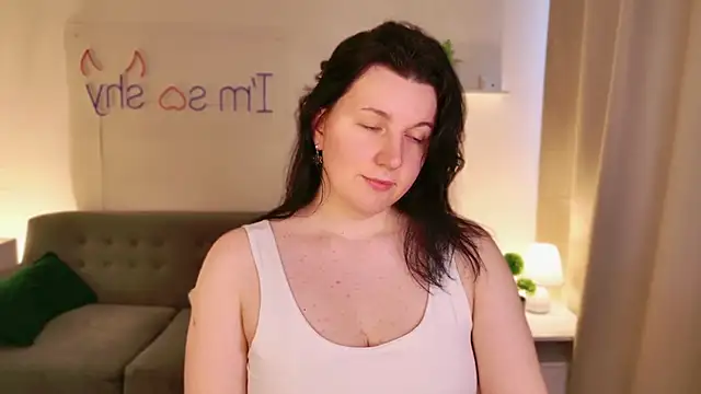 love me  tonight  online show from 10-20-25, 10:27