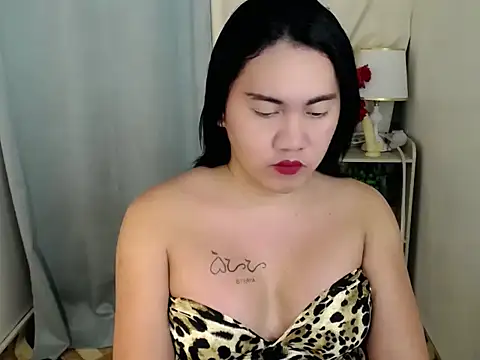 Mocha hugecockxx online show from 09-22-25, 09:00