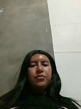 Snapshot of thinker_belle chatting on 09-21-25, 04:47 thinker belle online show from 09-21-25, 04:47