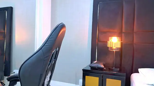 Snapshot of GabyMoreau chatting on 05-19-26, 02:23 GabyMoreau online show from 05-19-26, 02:23