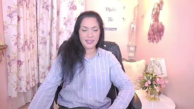 MyLovOne online show from 04-22-26, 01:56