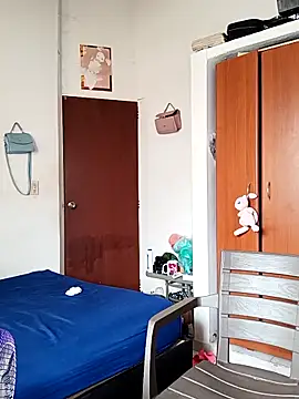 saenz eymi online show from 04-23-26, 03:03