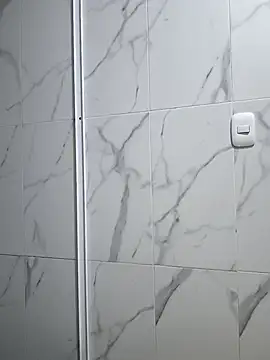 saenz eymi online show from 04-30-26, 03:51