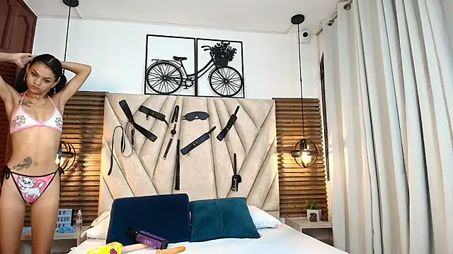 Cinthiabaker online show from 11-25-25, 11:43