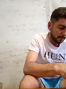 Snapshot of Alex-andru88 chatting on 12-04-25, 12:58 Alex-andru88 online show from 12-04-25, 12:58